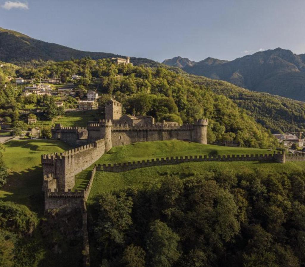 Апартаменти New Bellinzona Grazioso Nido A ☆☆☆☆☆ Екстер'єр фото